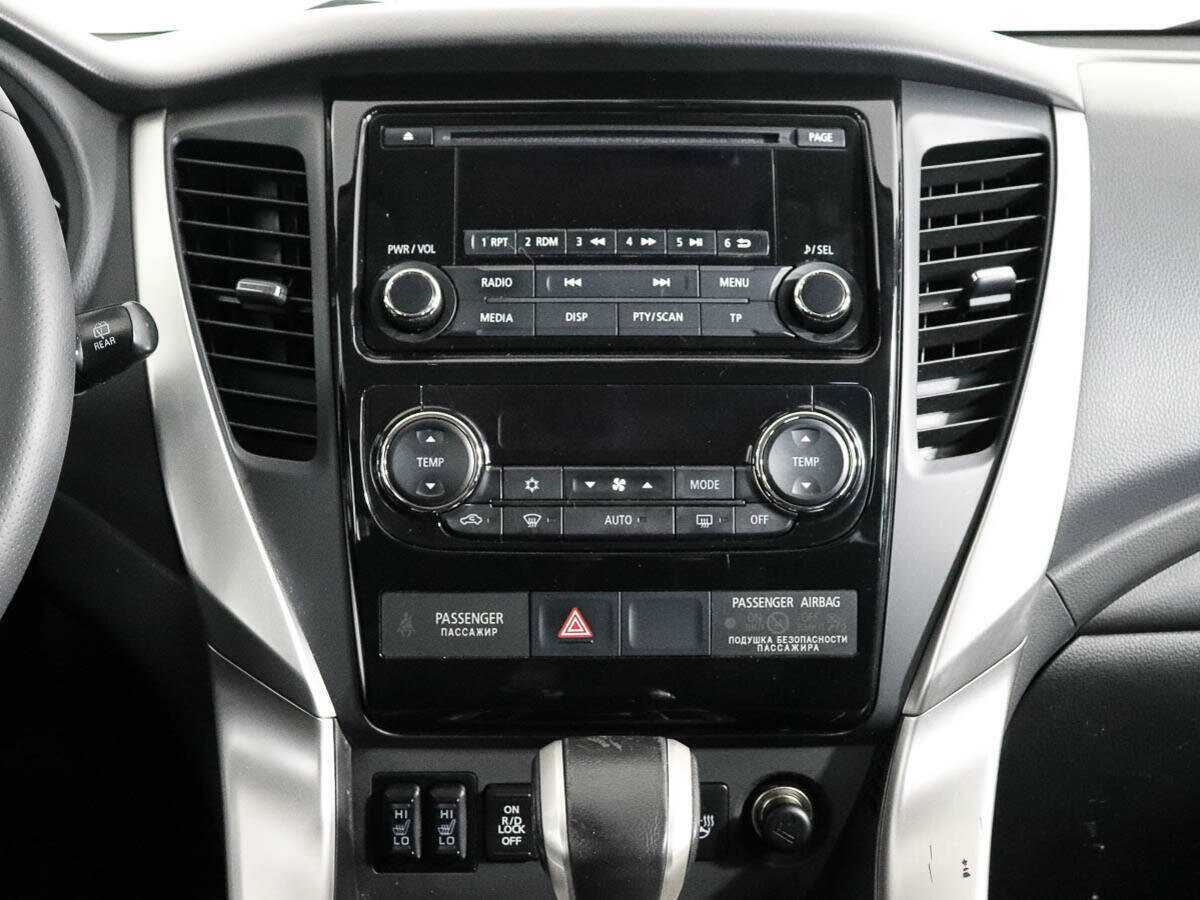 Купить Mitsubishi Pajero Sport с пробегом. Фото: #11