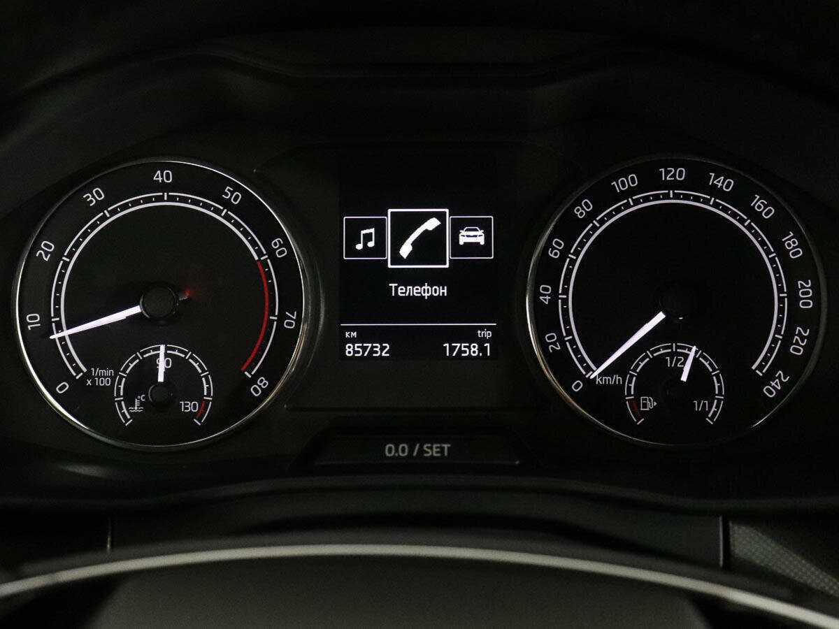 Купить Skoda Rapid с пробегом. Фото: #8