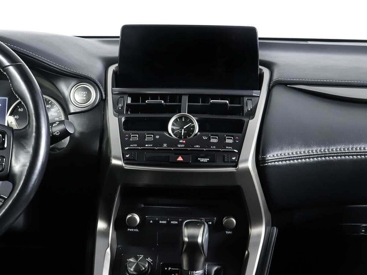 Купить Lexus NX с пробегом. Фото: #11