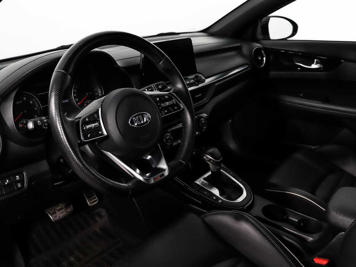 Купить Kia Cerato с пробегом. Фото: #8
