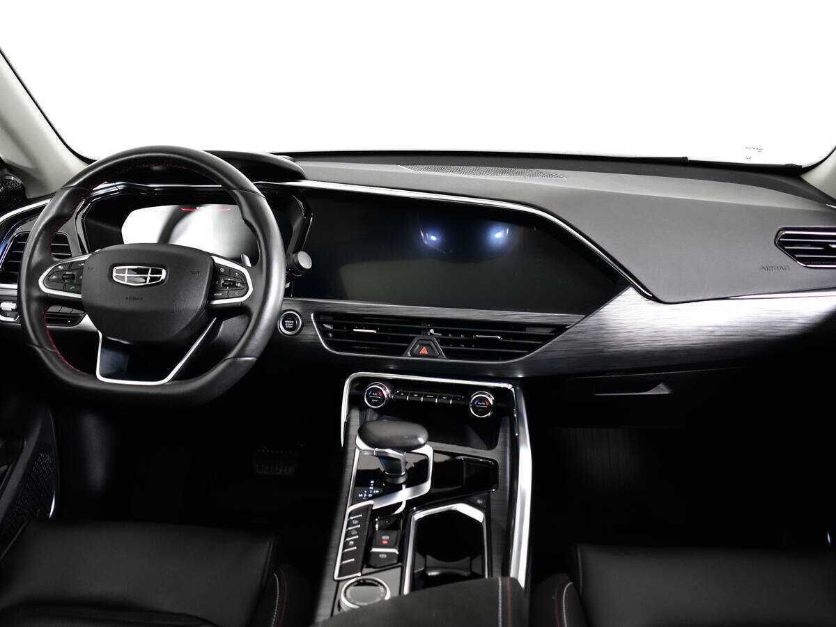 Купить Geely Tugella с пробегом. Фото: #11