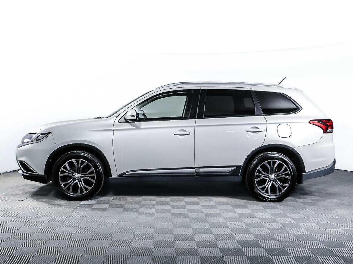 Купить Mitsubishi Outlander с пробегом. Фото: #7