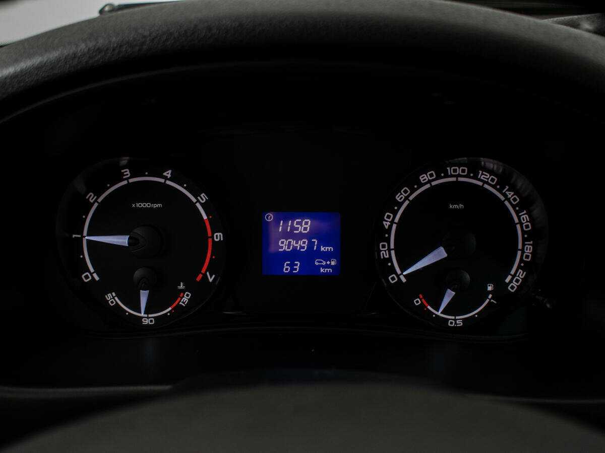 Купить Lada (ВАЗ) Priora с пробегом. Фото: #9