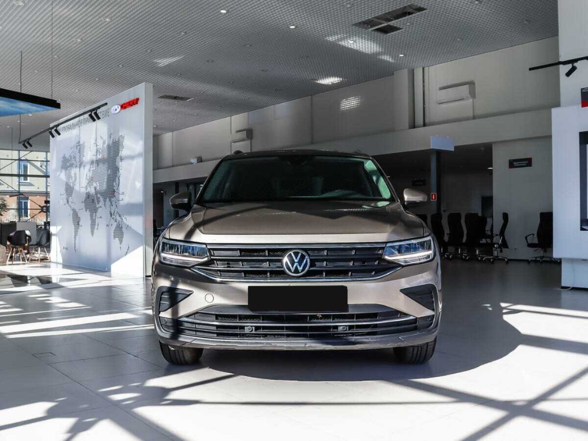 Купить Volkswagen Tiguan с пробегом. Фото: #1