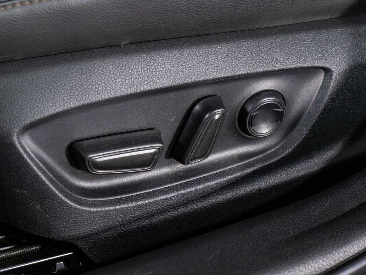 Купить Toyota Camry с пробегом. Фото: #14