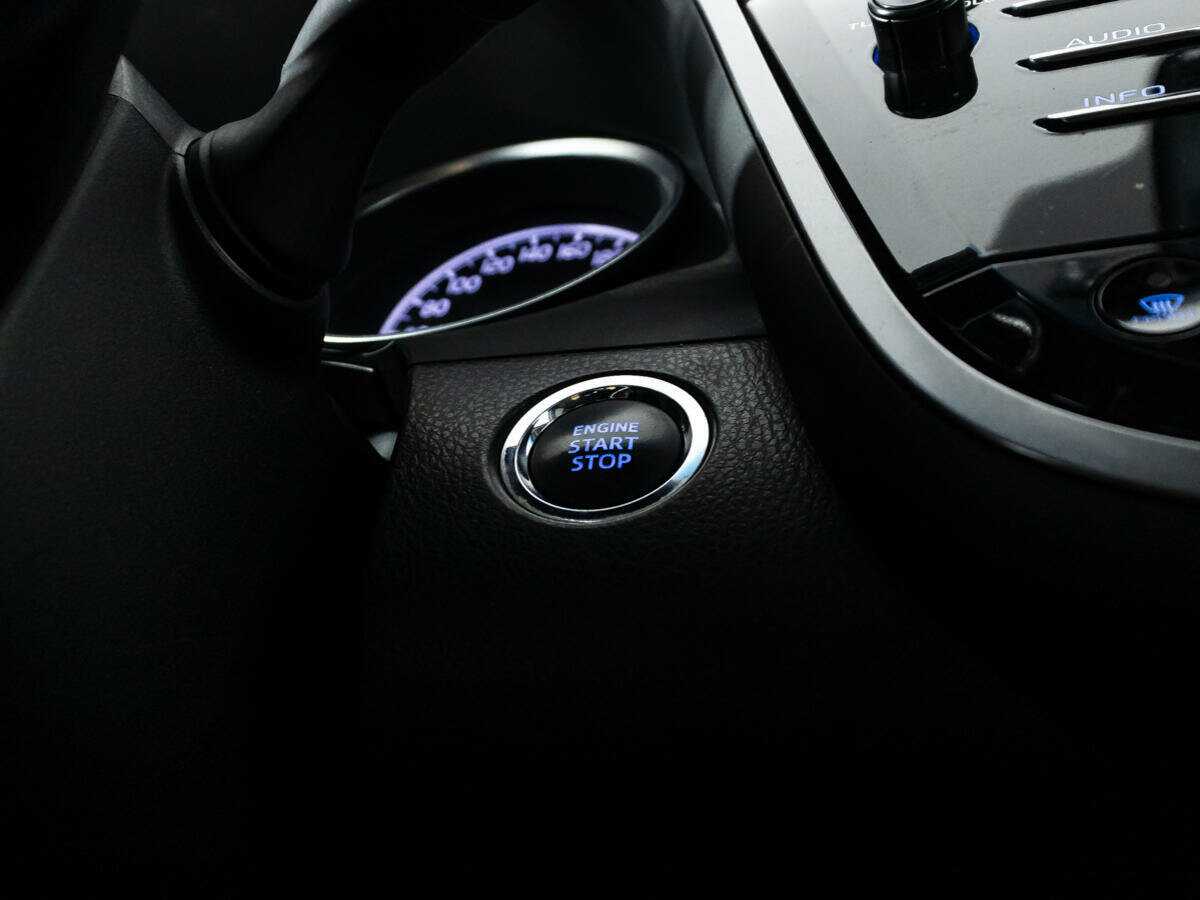 Купить Toyota Camry с пробегом. Фото: #17