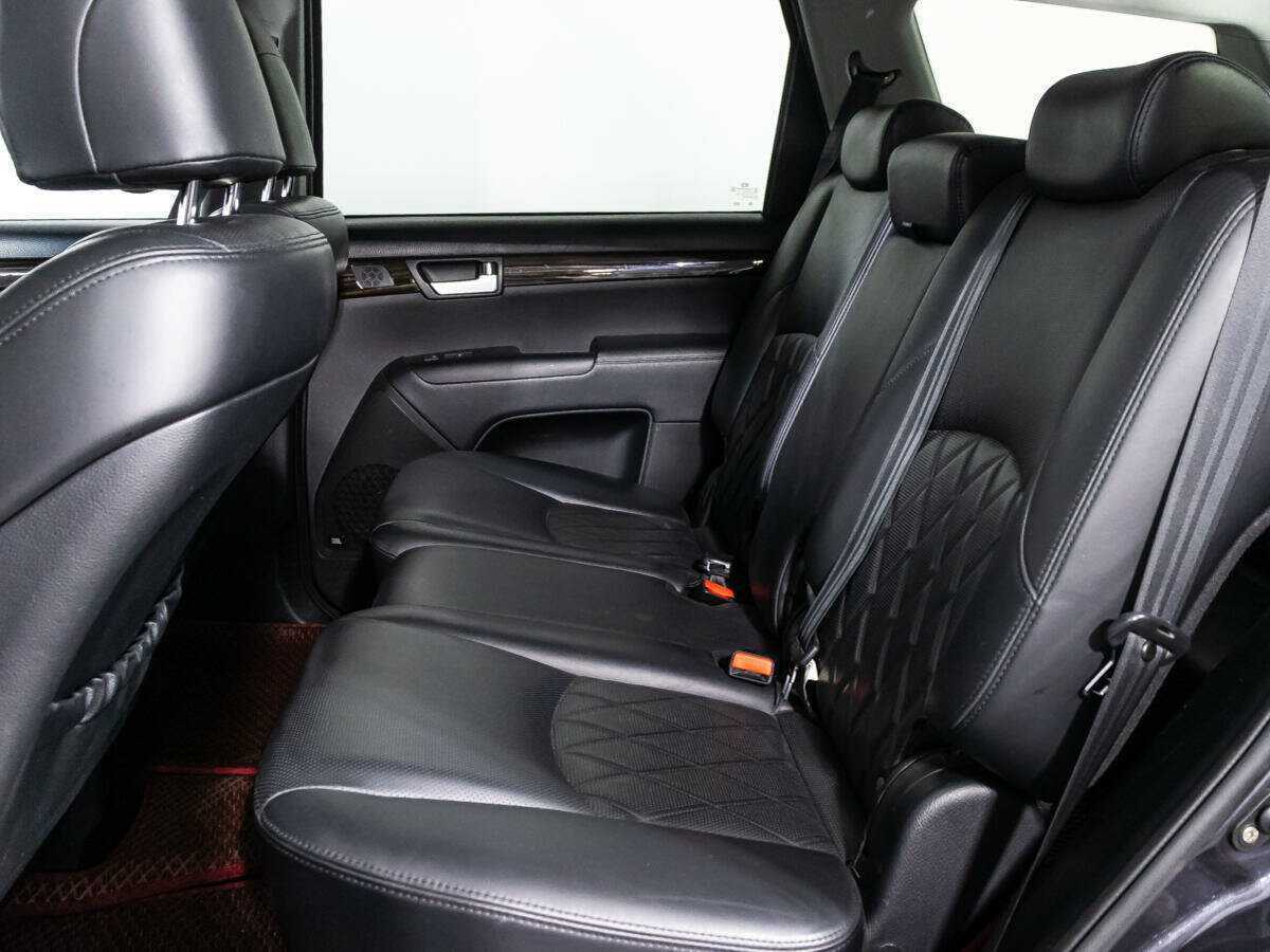 Купить Kia Mohave с пробегом. Фото: #9