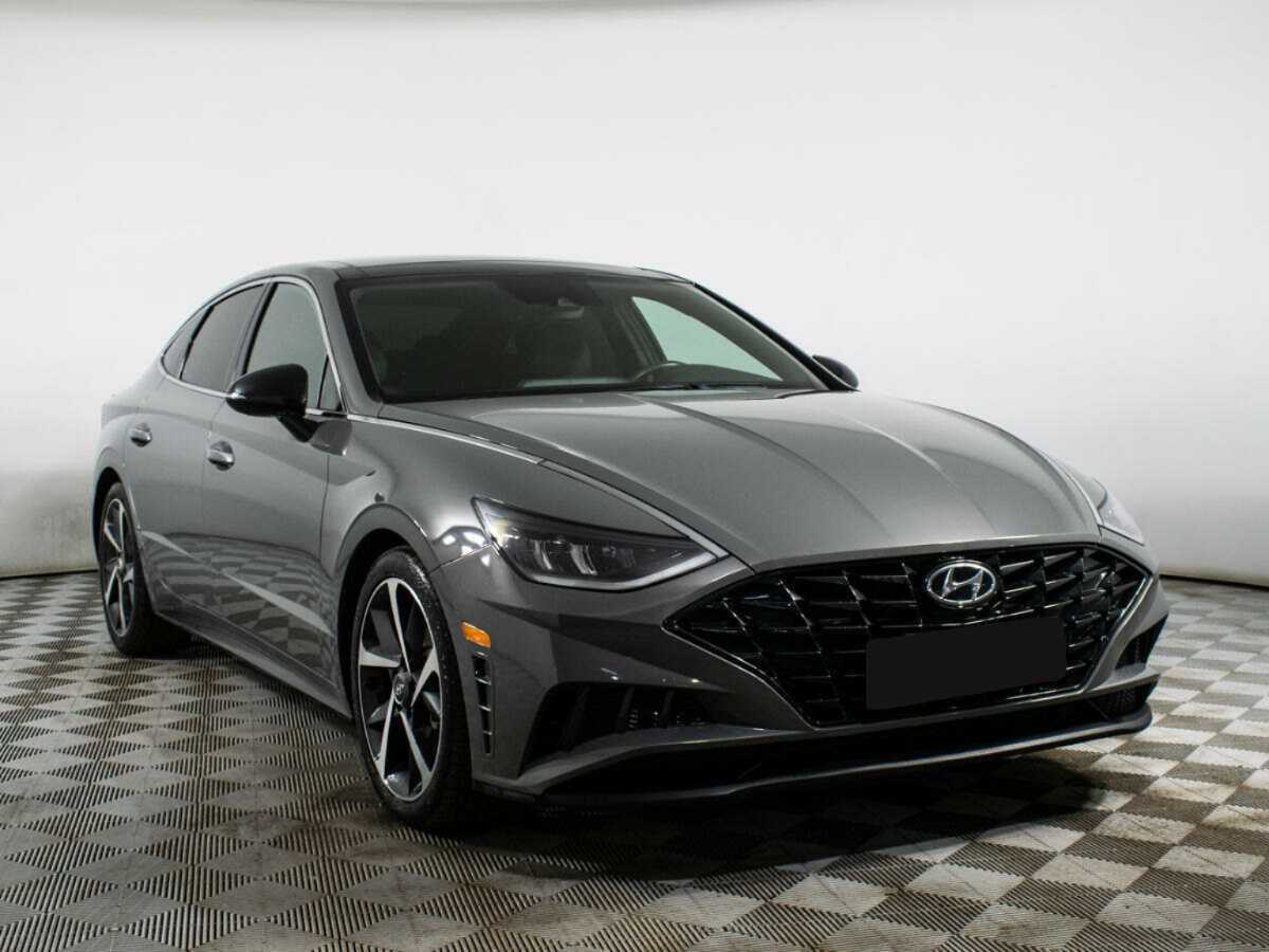 Купить Hyundai Sonata с пробегом. Фото: #2