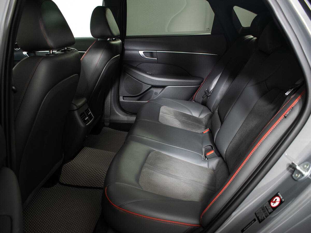 Купить Hyundai Sonata с пробегом. Фото: #6