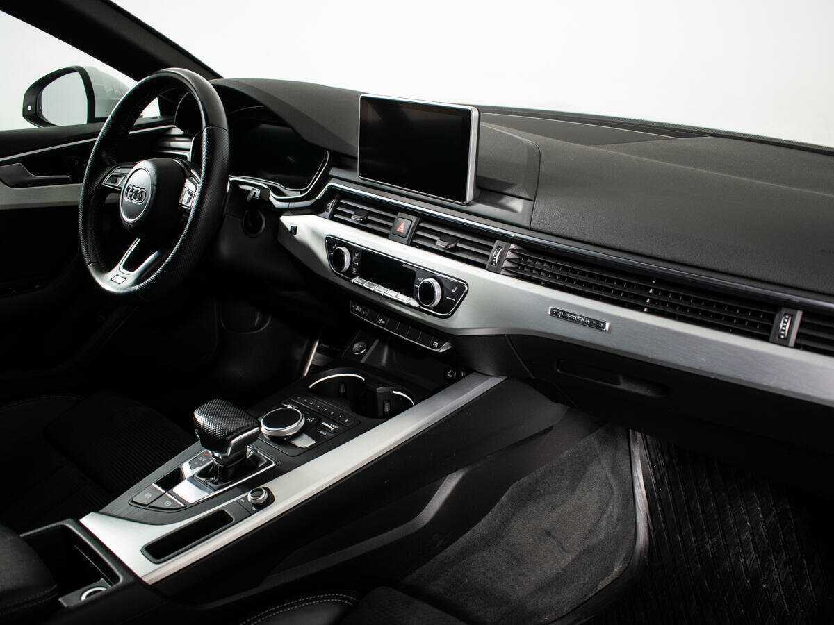 Купить Audi A5 с пробегом. Фото: #4