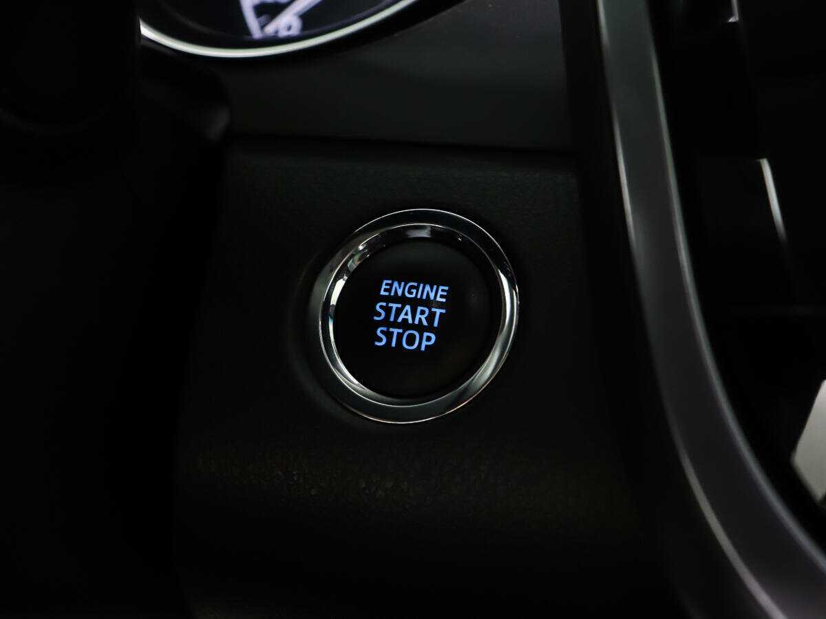 Купить Toyota Camry с пробегом. Фото: #16