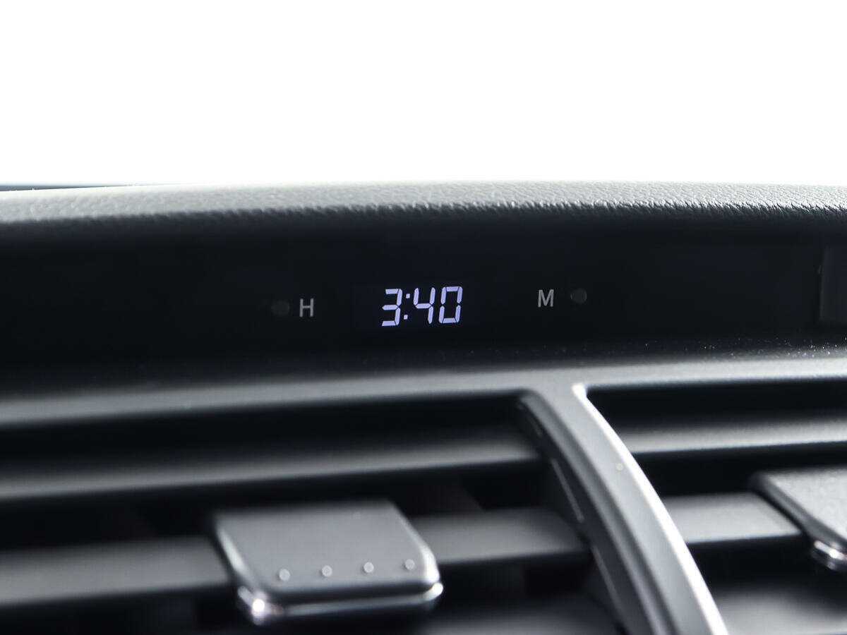 Купить Toyota Camry с пробегом. Фото: #21