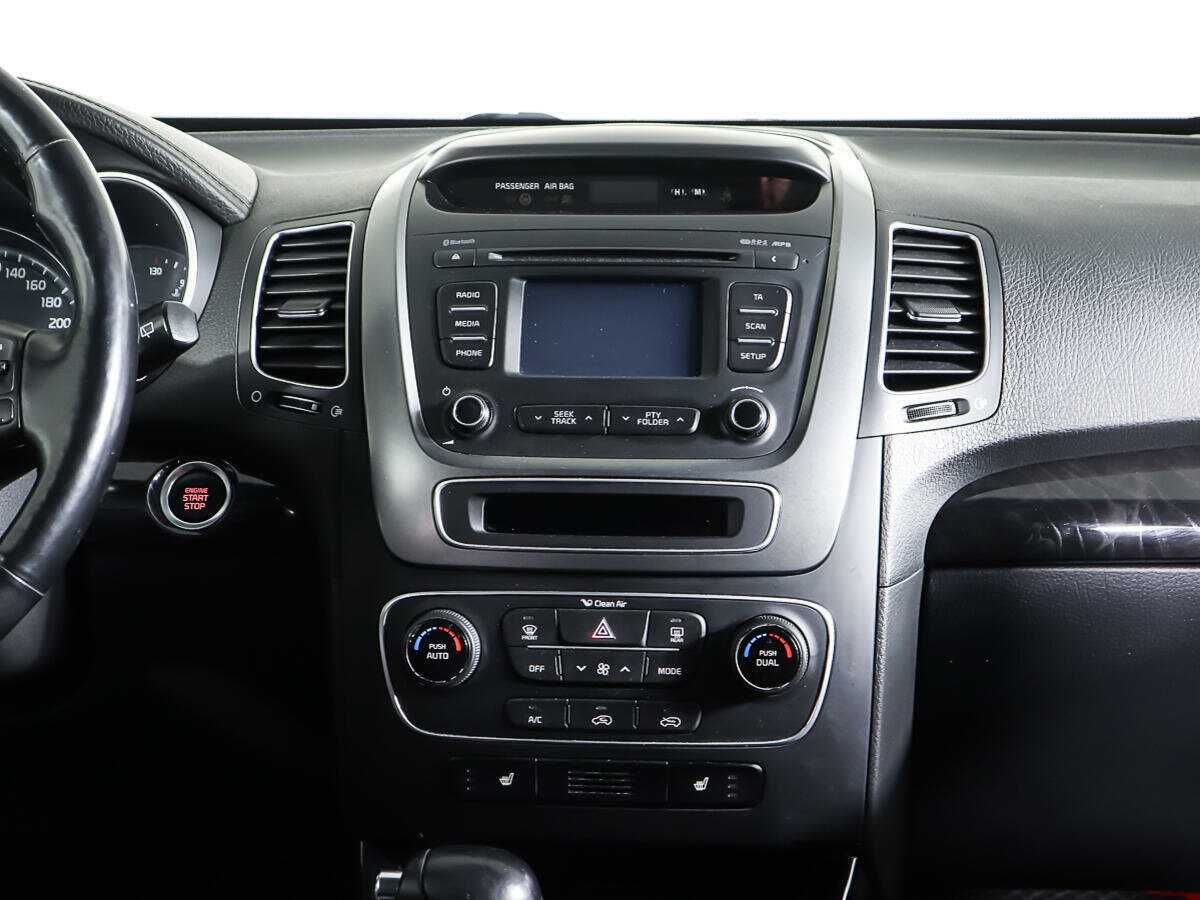 Купить Kia Sorento с пробегом. Фото: #11