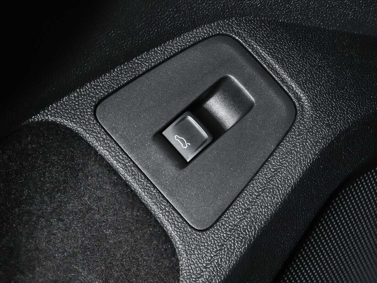 Купить Volkswagen Tiguan с пробегом. Фото: #17