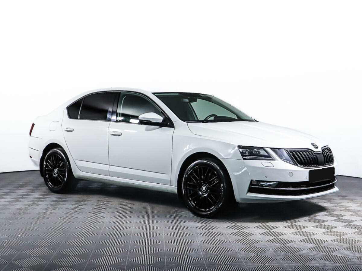 Купить Skoda Octavia с пробегом. Фото: #2