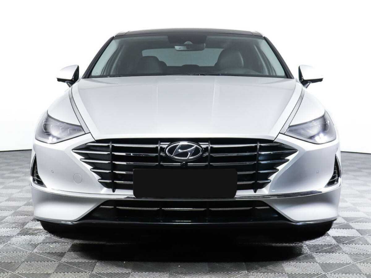 Купить Hyundai Sonata с пробегом. Фото: #1