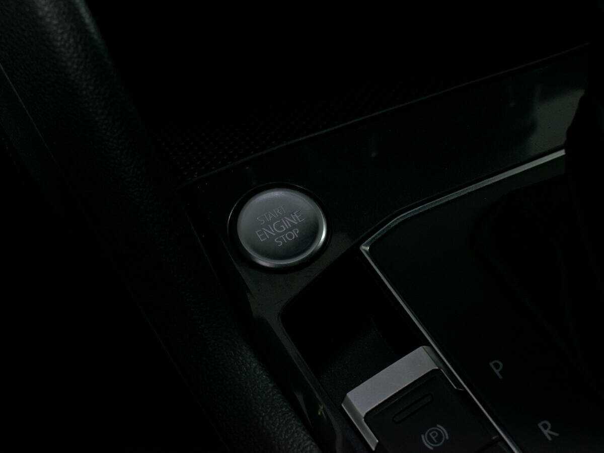 Купить Volkswagen Tiguan с пробегом. Фото: #18