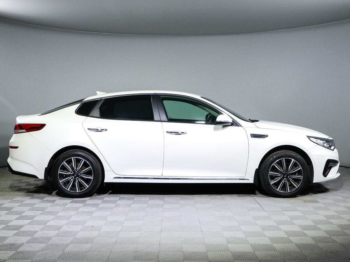 Купить Kia Optima с пробегом. Фото: #3