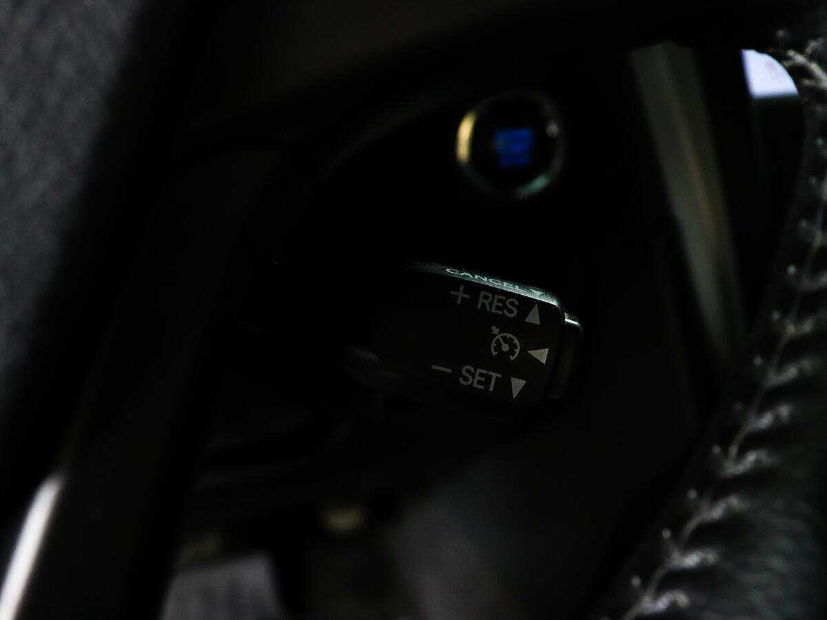 Купить Toyota Camry с пробегом. Фото: #14