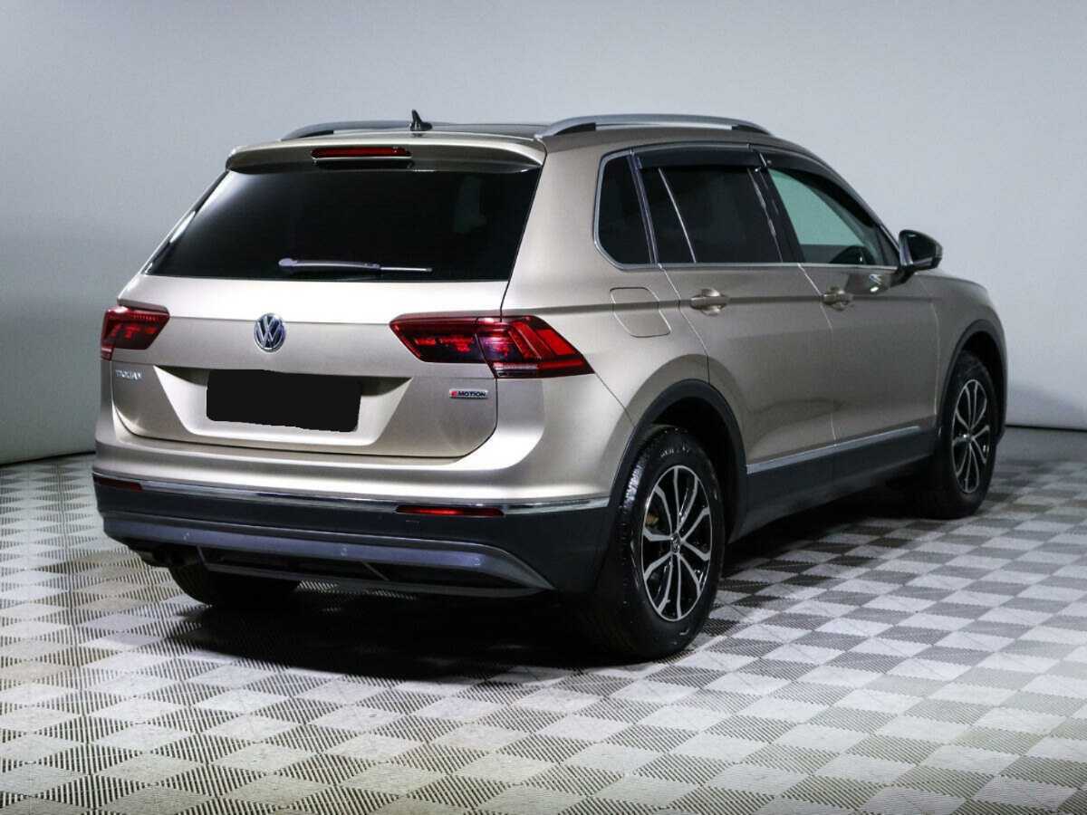 Купить Volkswagen Tiguan с пробегом. Фото: #4