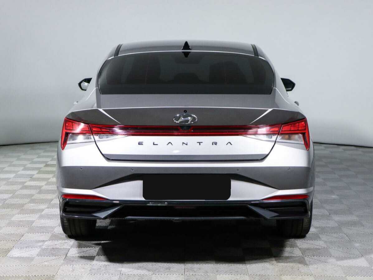 Купить Hyundai Elantra с пробегом. Фото: #5