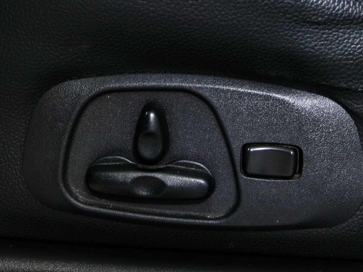 Купить Mitsubishi Pajero с пробегом. Фото: #14