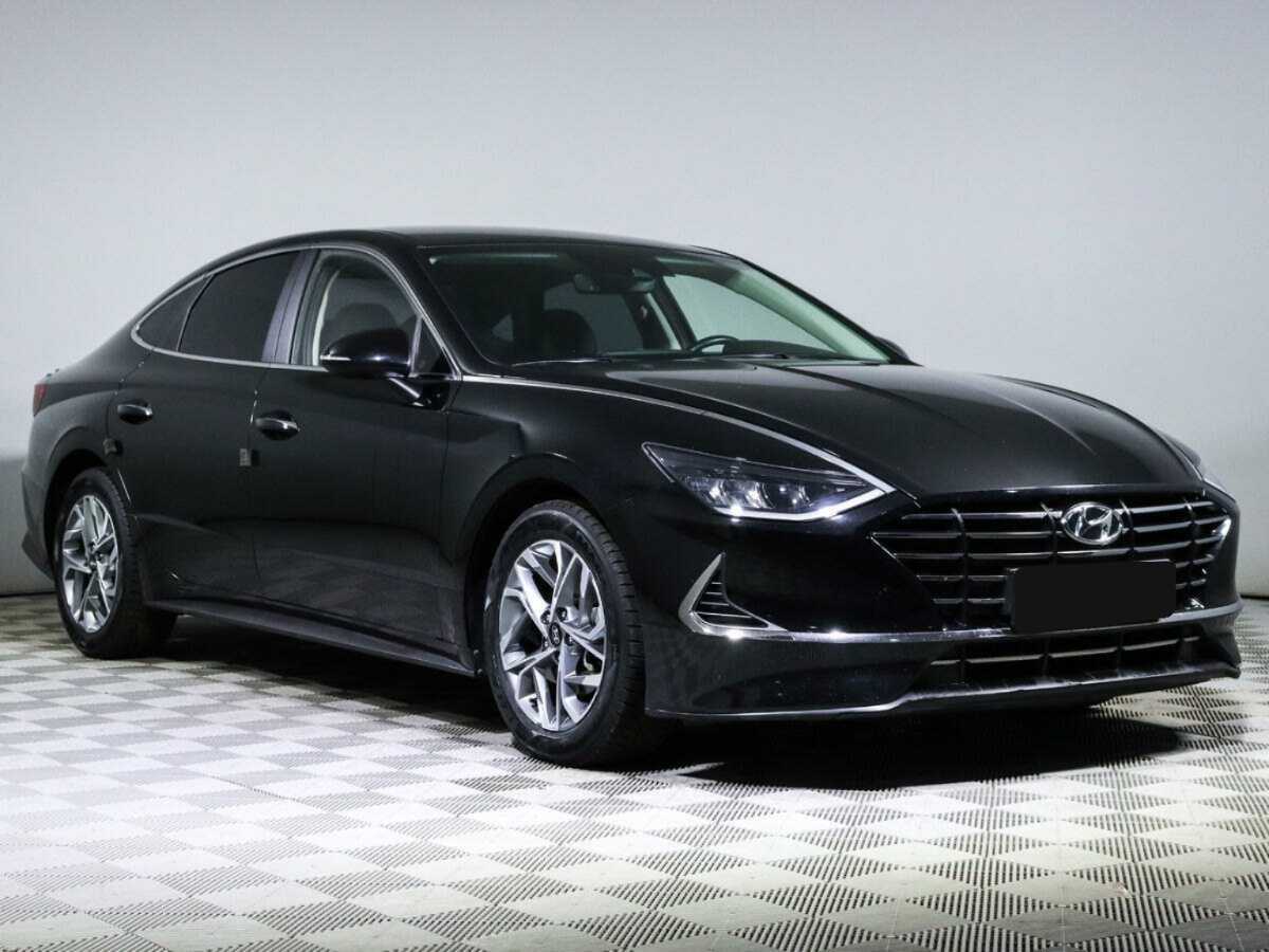 Купить Hyundai Sonata с пробегом. Фото: #2