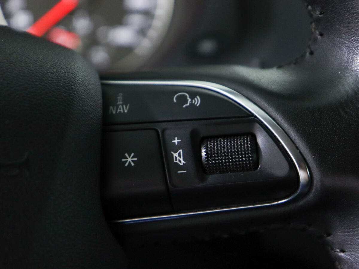 Купить Audi Q3 с пробегом. Фото: #16