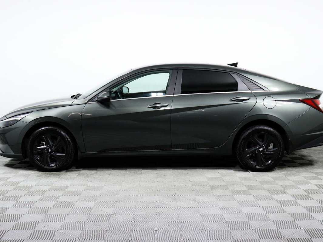 Купить Hyundai Elantra с пробегом. Фото: #7