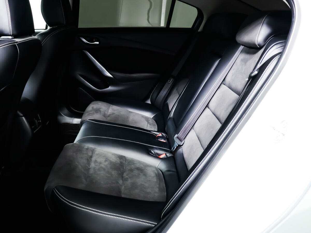 Купить Mazda 6 с пробегом. Фото: #11