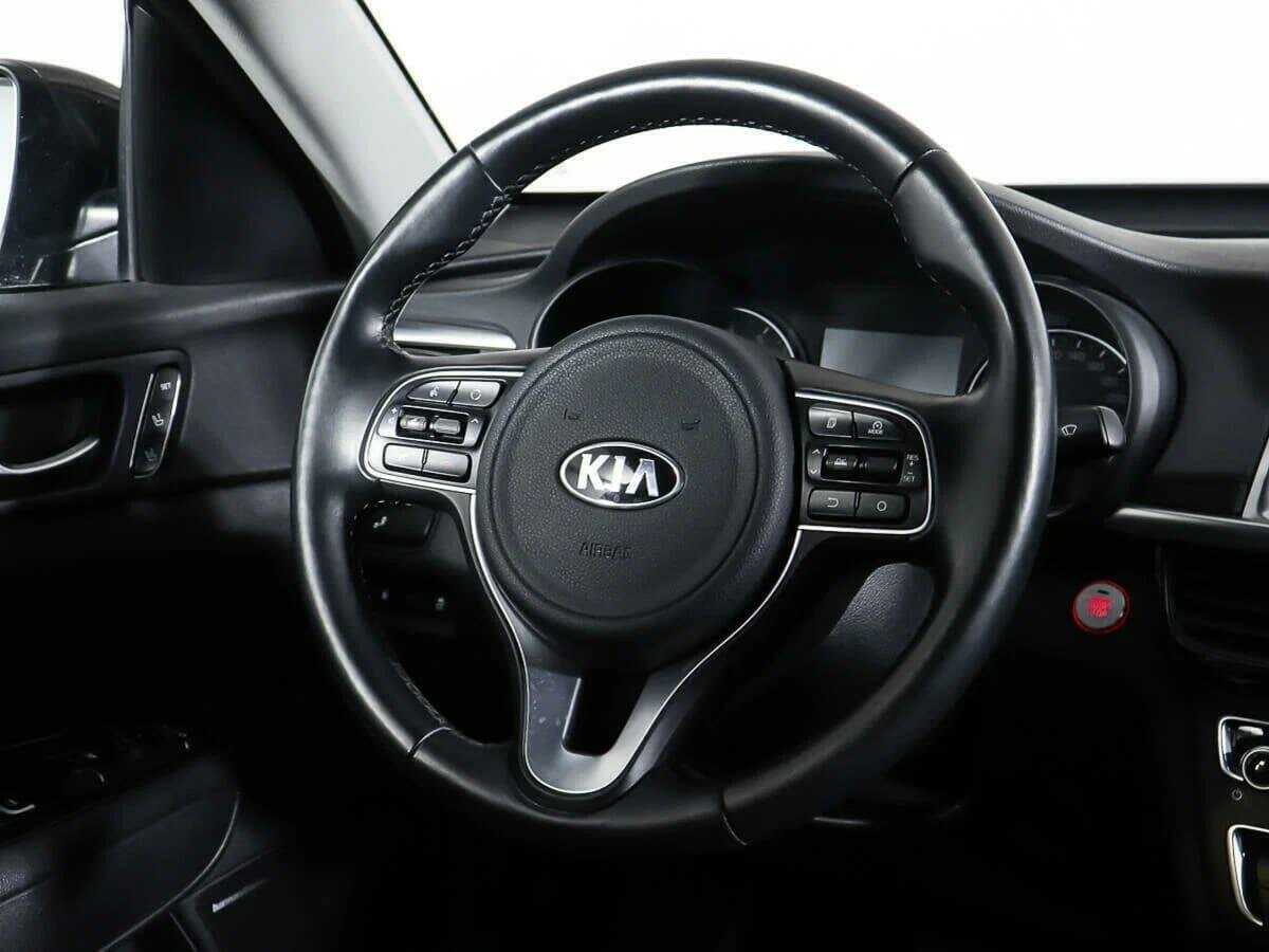 Купить Kia Optima с пробегом. Фото: #9