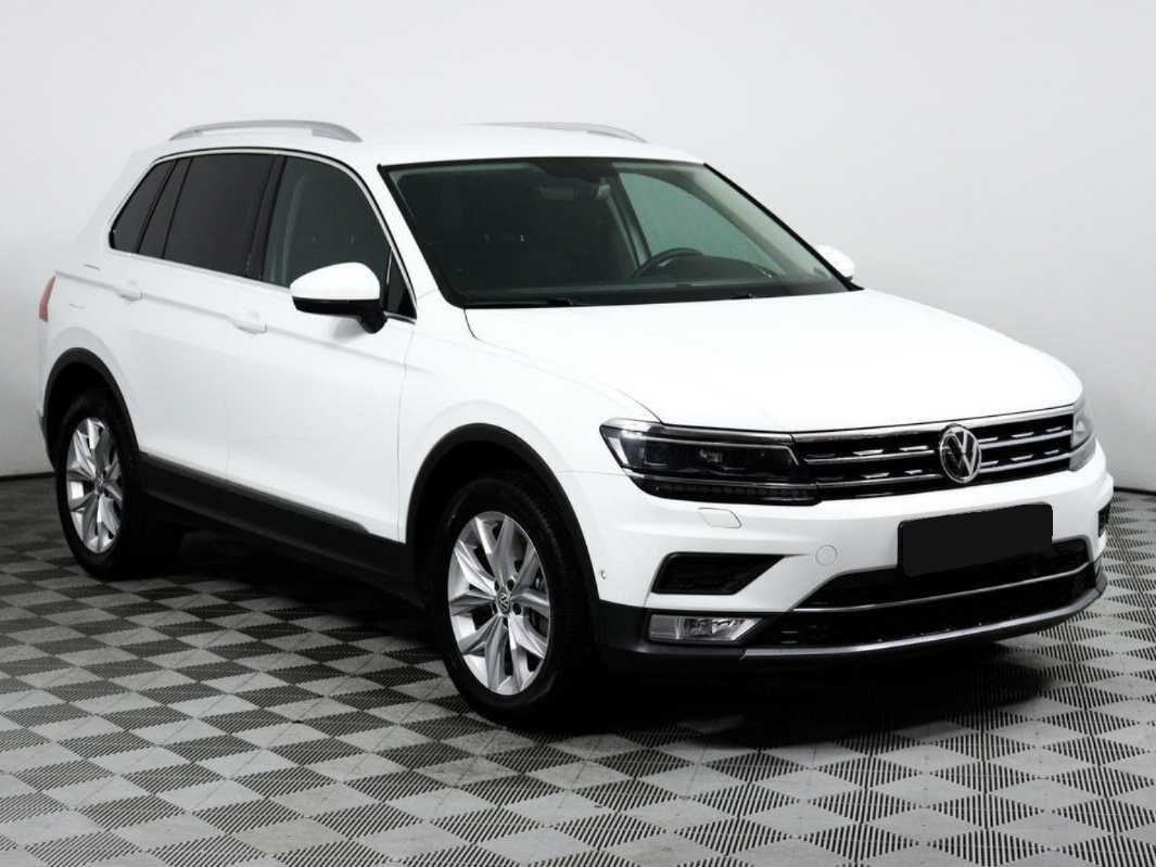 Купить Volkswagen Tiguan с пробегом. Фото: #2