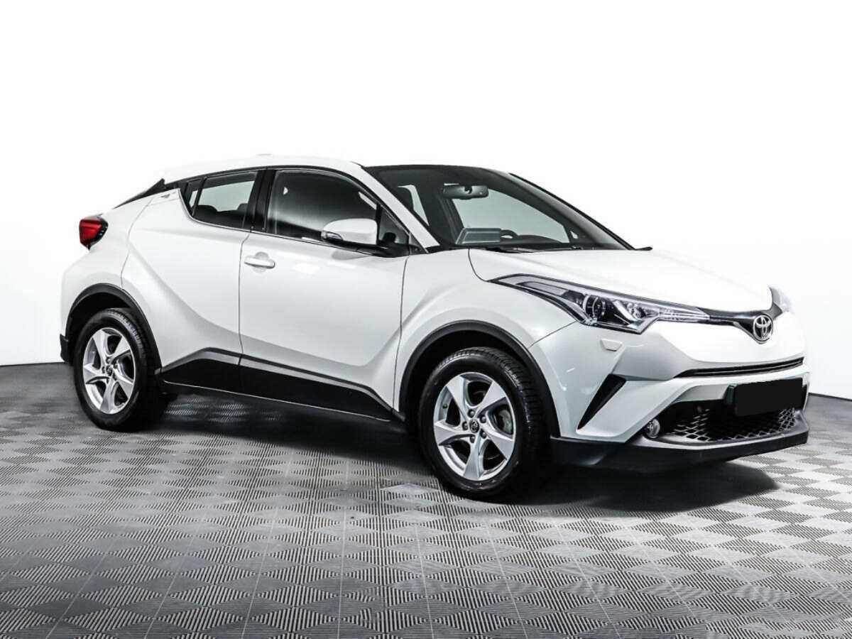 Купить Toyota C-HR с пробегом. Фото: #2