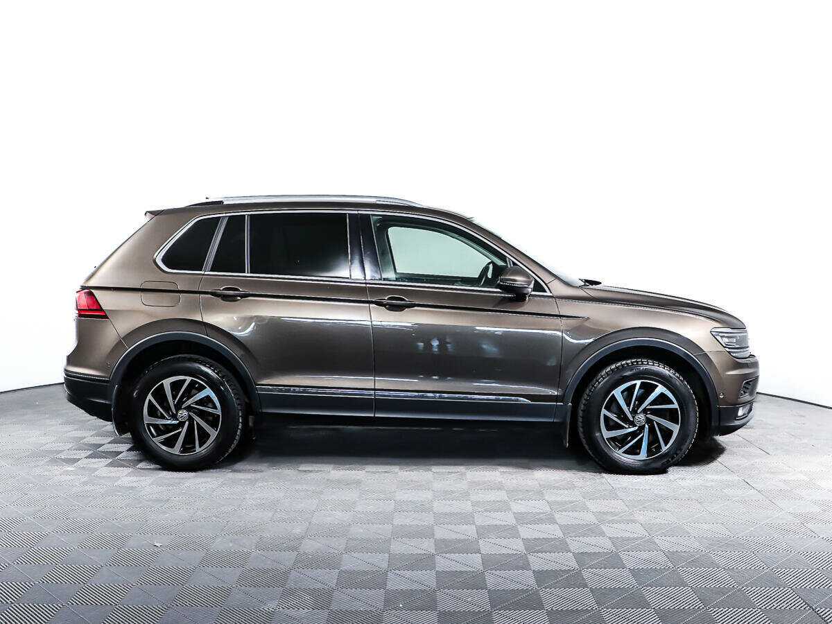Купить Volkswagen Tiguan с пробегом. Фото: #3