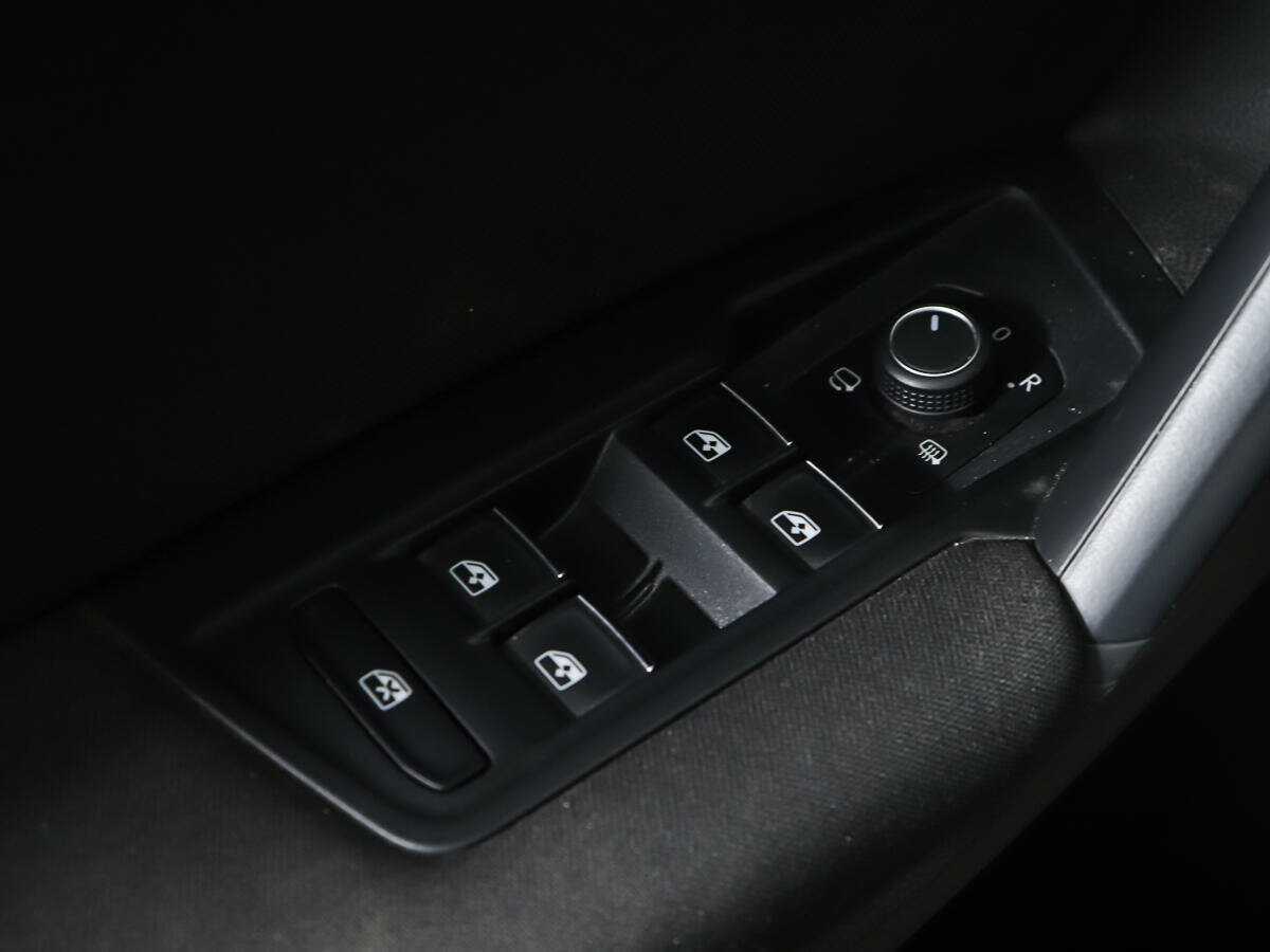 Купить Volkswagen Tiguan с пробегом. Фото: #16