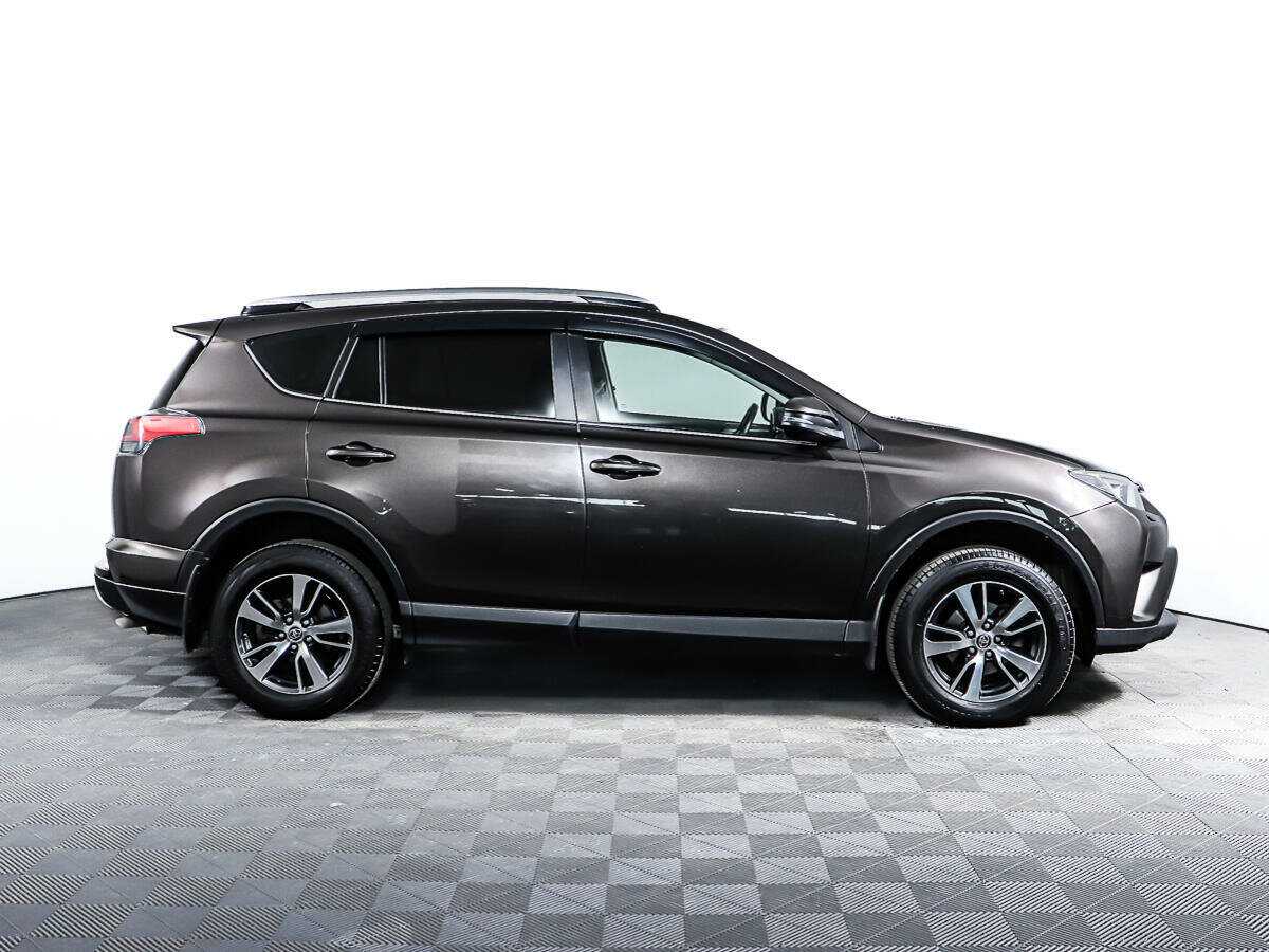 Купить Toyota RAV4 с пробегом. Фото: #3