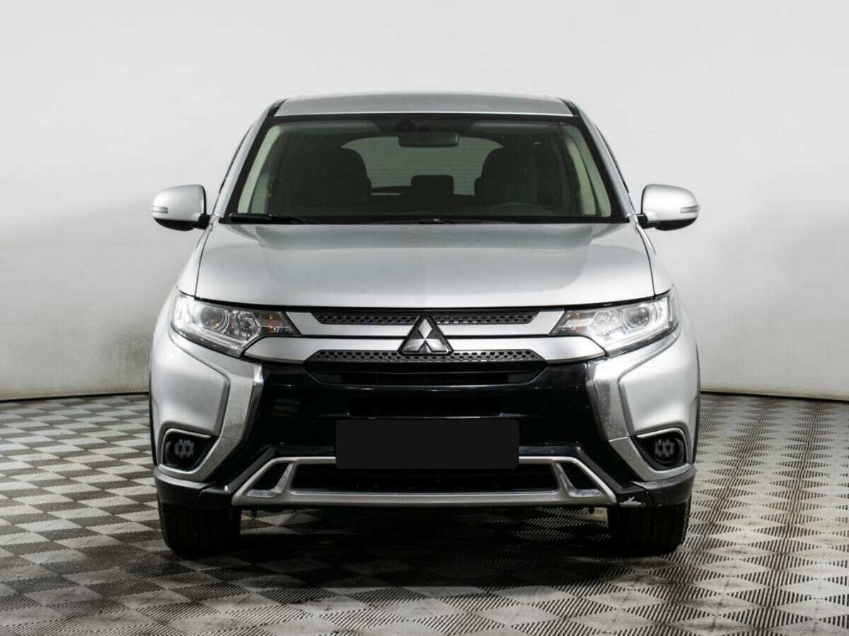 Купить Mitsubishi Outlander с пробегом. Фото: #1