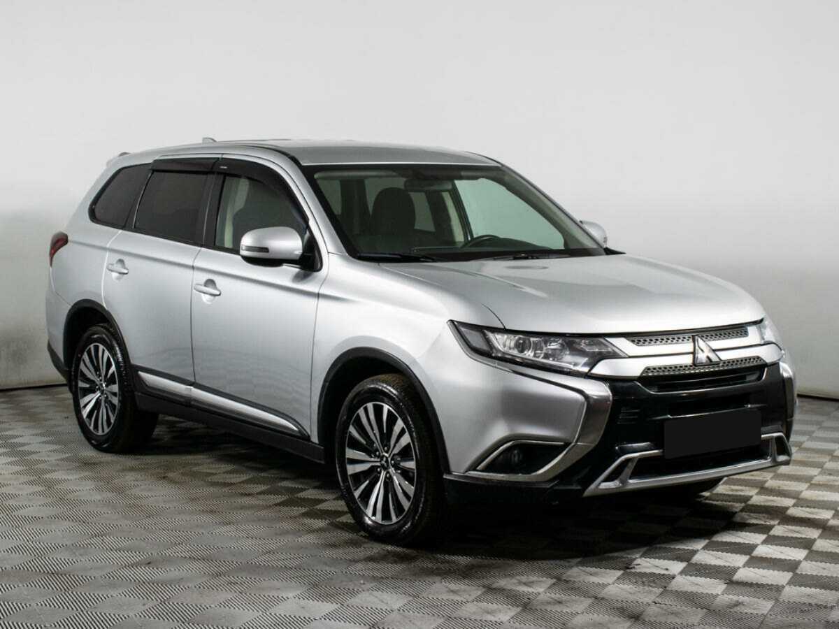 Купить Mitsubishi Outlander с пробегом. Фото: #2