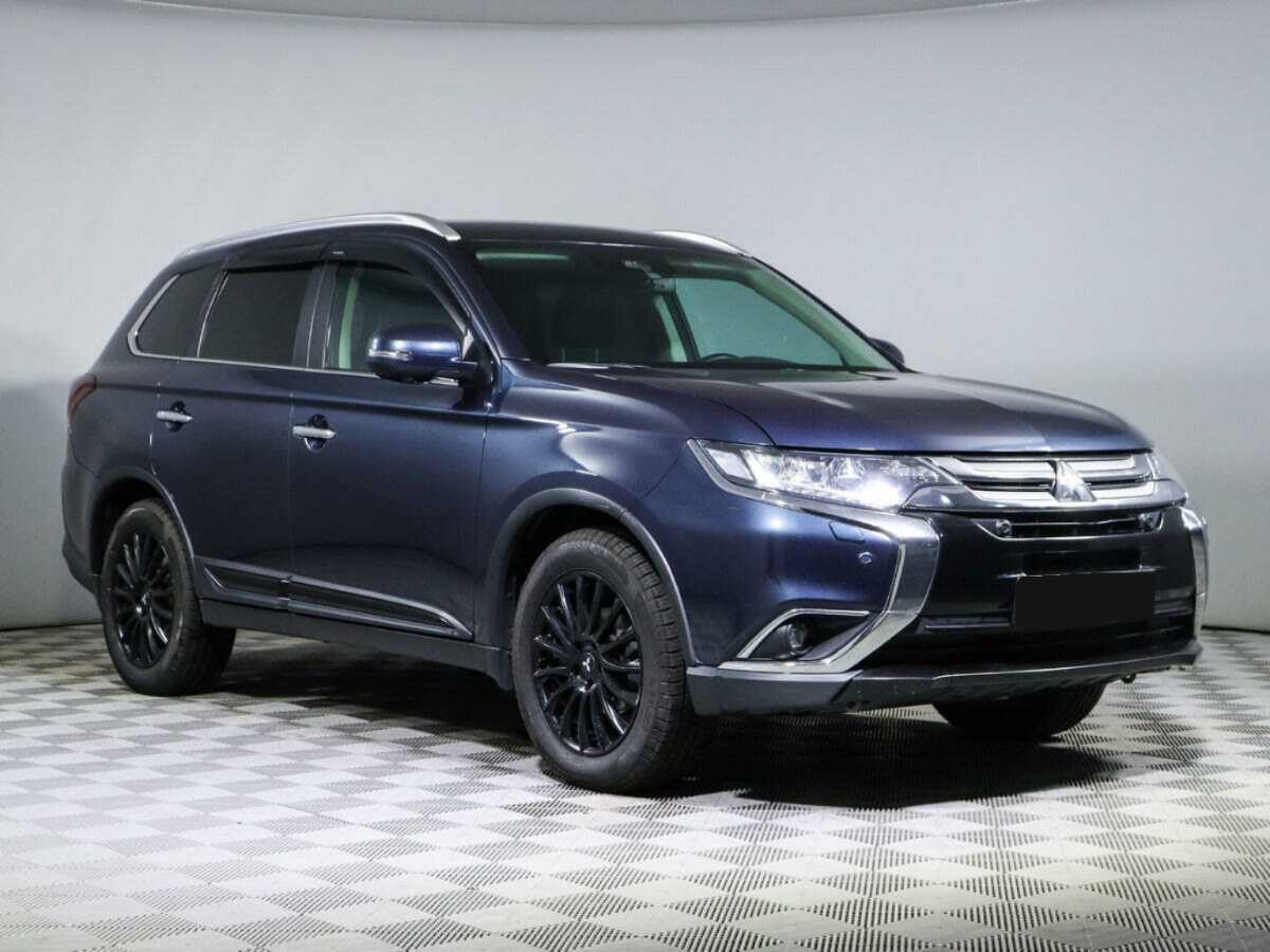 Купить Mitsubishi Outlander с пробегом. Фото: #2