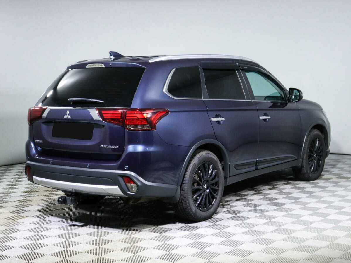 Купить Mitsubishi Outlander с пробегом. Фото: #3