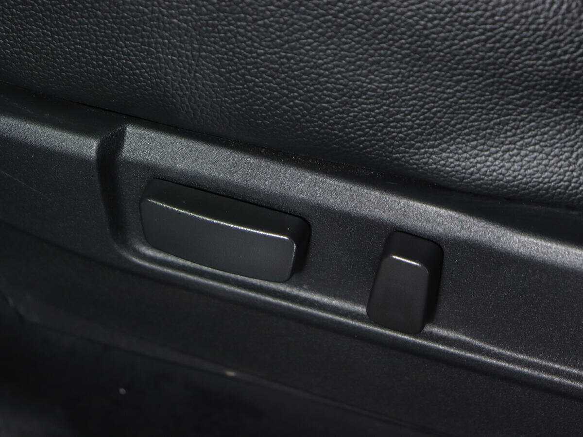 Купить Mitsubishi Outlander с пробегом. Фото: #16