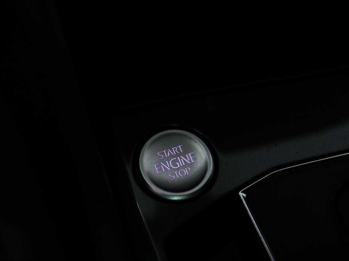 Купить Volkswagen Tiguan с пробегом. Фото: #17