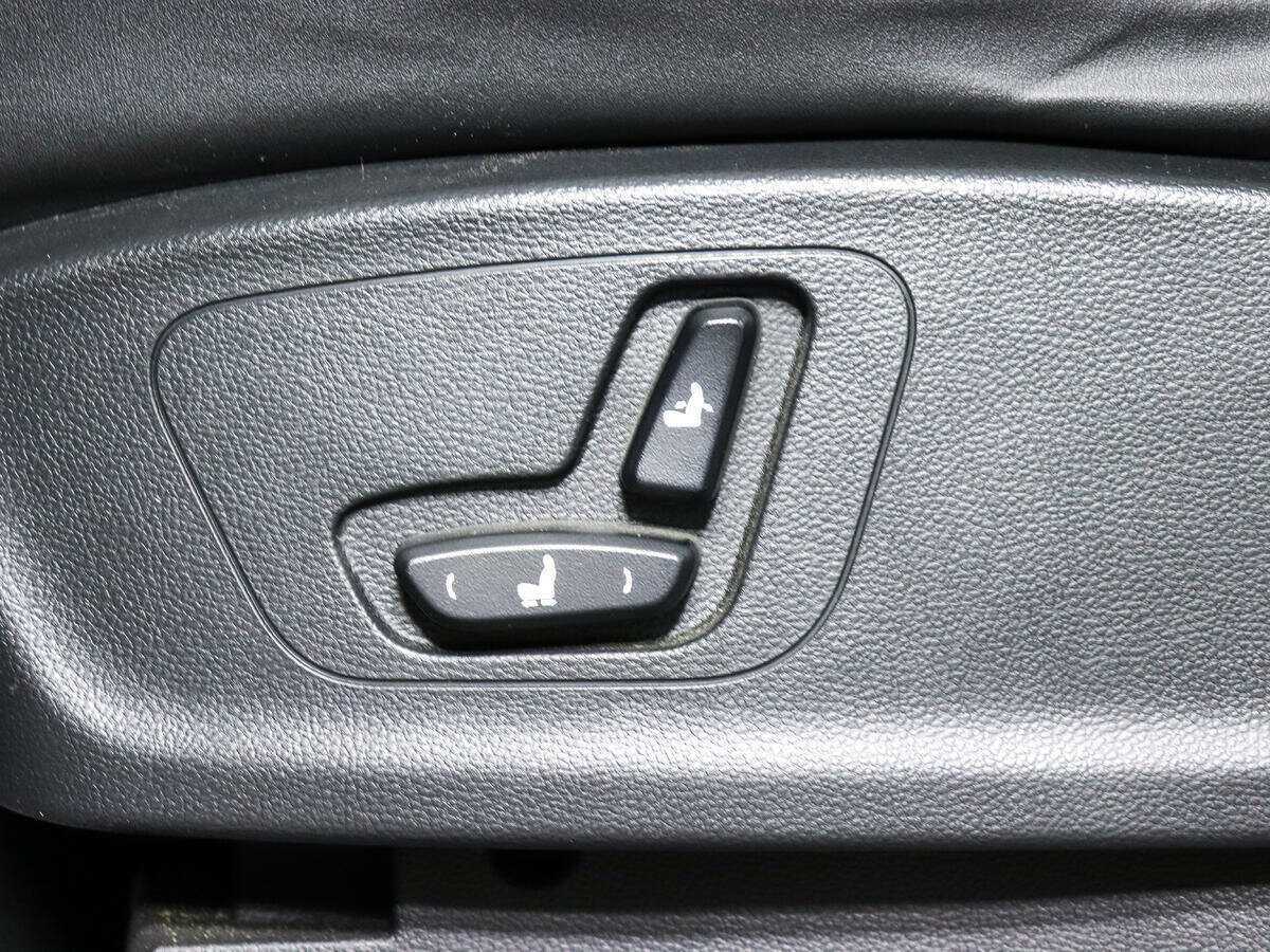 Купить Chevrolet Captiva с пробегом. Фото: #19