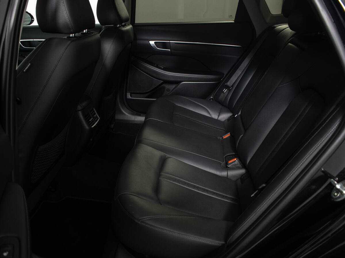 Купить Hyundai Sonata с пробегом. Фото: #9