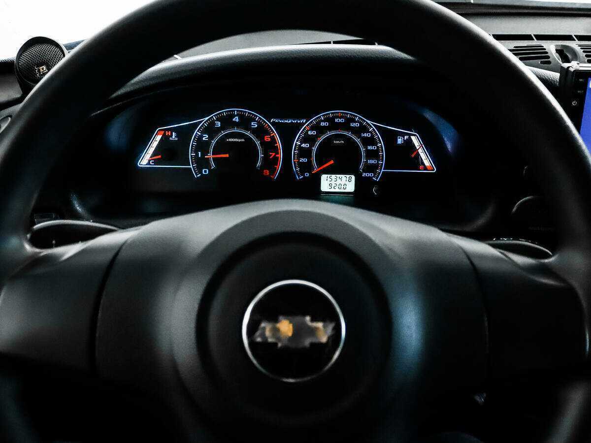 Купить Chevrolet Niva с пробегом. Фото: #15