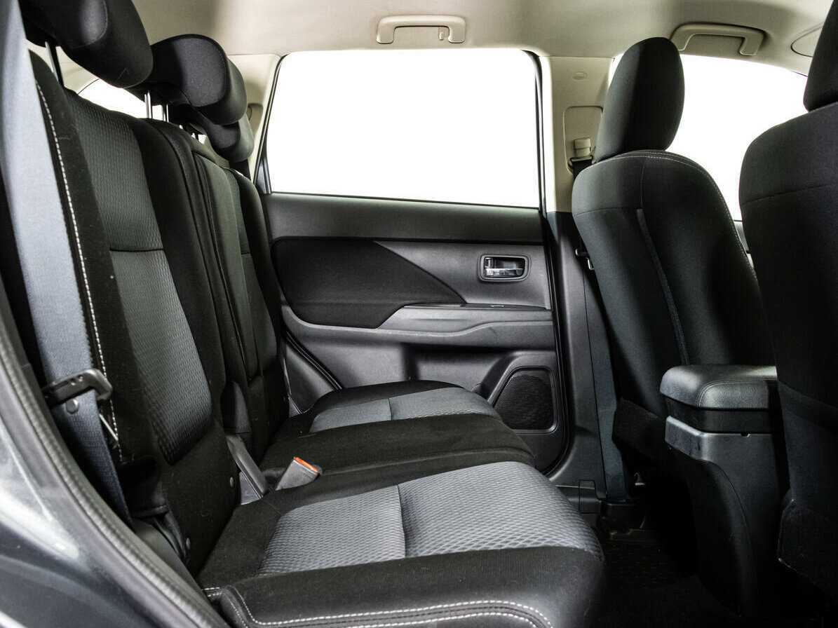 Продажа Б/У Митсубиши Оутлэндер. Фото: #9