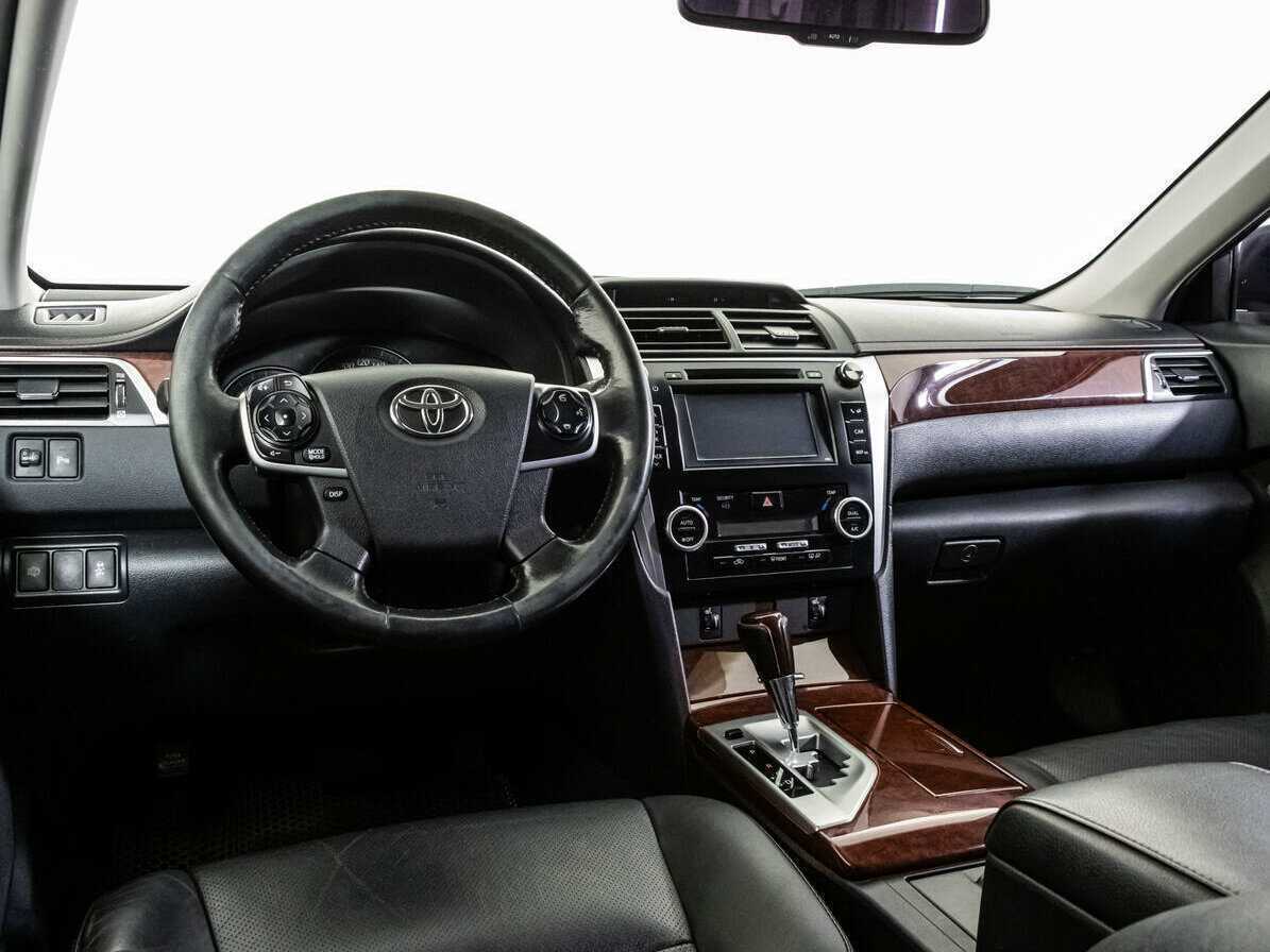 Продажа Б/У Тойота Камри. Фото: #8