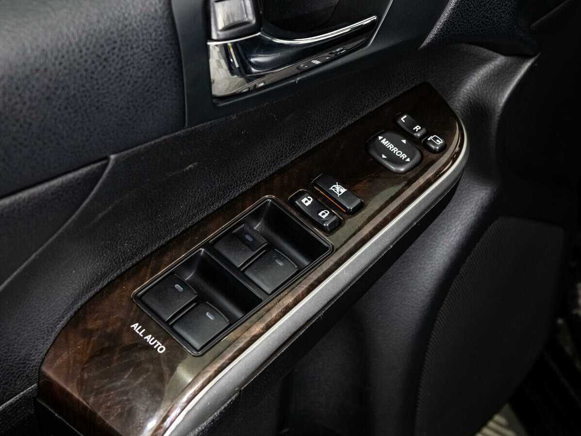 Купить Toyota Camry с пробегом. Фото: #14