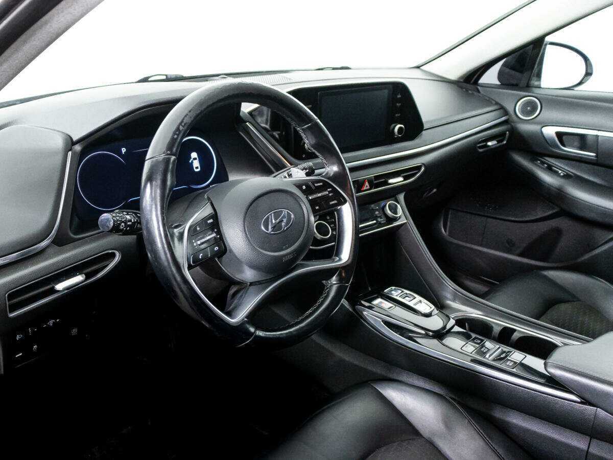 Купить Hyundai Sonata с пробегом. Фото: #10