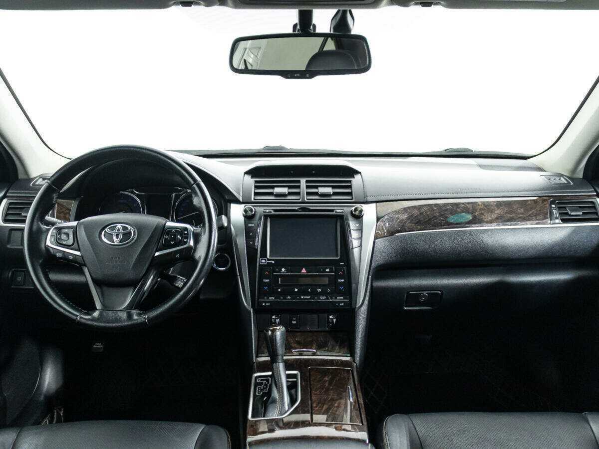 Купить Toyota Camry с пробегом. Фото: #12